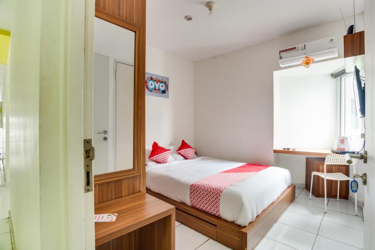 Oyo 3247 Afira Rooms Aeropolis Tangerang Buitenkant foto