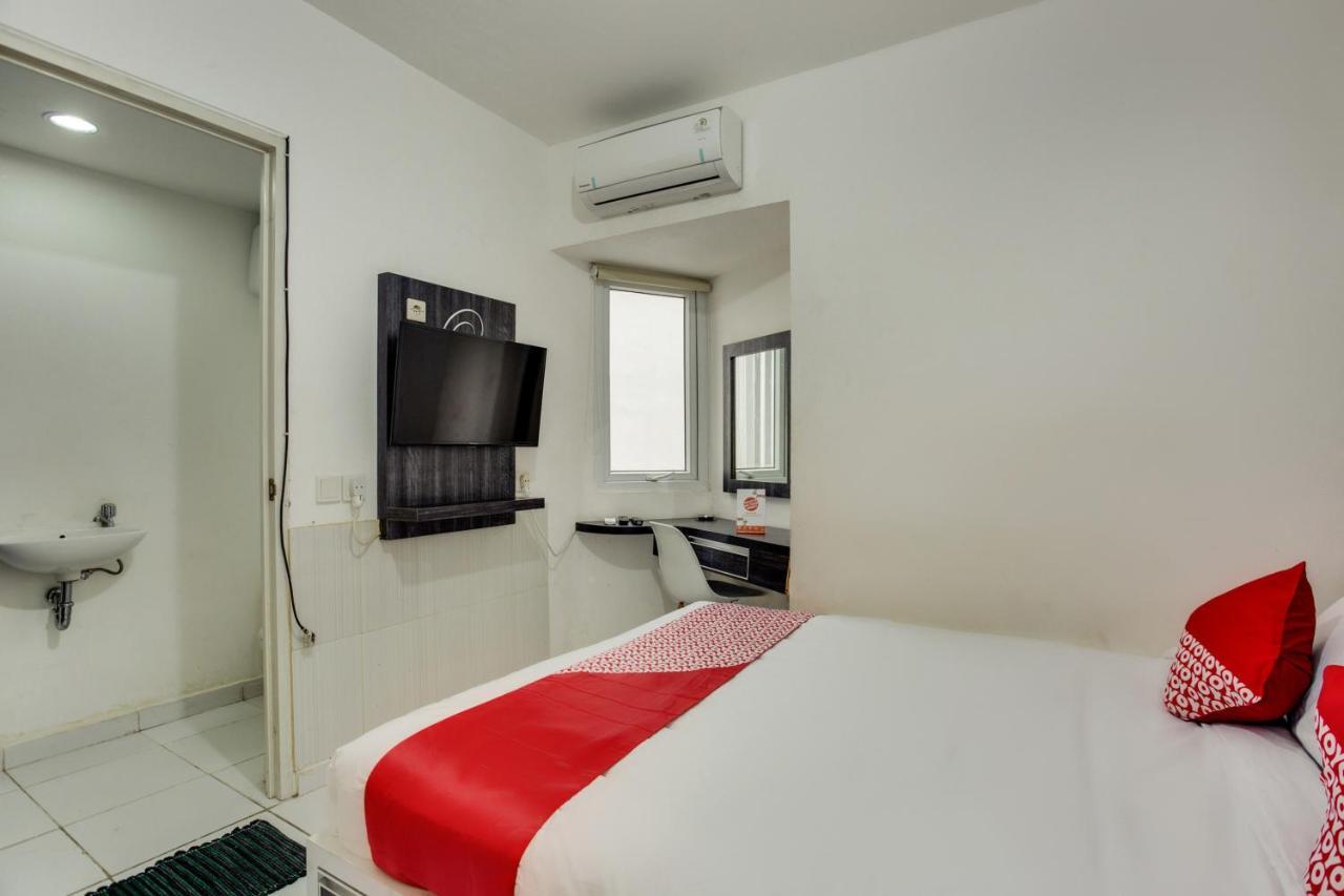 Oyo 3247 Afira Rooms Aeropolis Tangerang Buitenkant foto